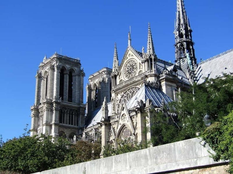 Paris: Notre Dame Reserved Access & Interior Guided Visit - Exploring Notre Dame: Reserved Access & Interior Guided Tour – A Complete Review