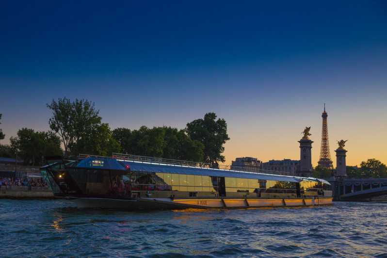 paris-nye-special-diner-cruise-on-the-seine-river