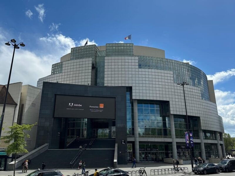 paris-off-the-beaten-path-treasure-hunt-along-coulee-verte