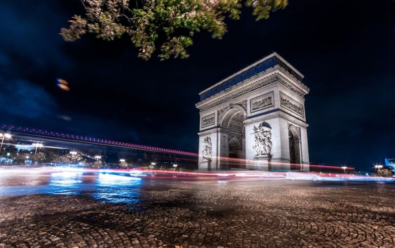 paris-panoramic-night-tour-with-audio-guide-and-host