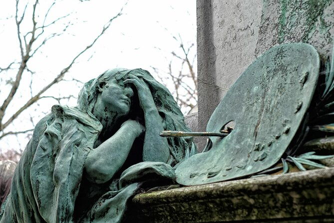 paris-pere-lachaise-cemetery-love-affairs-and-death-walking-tour