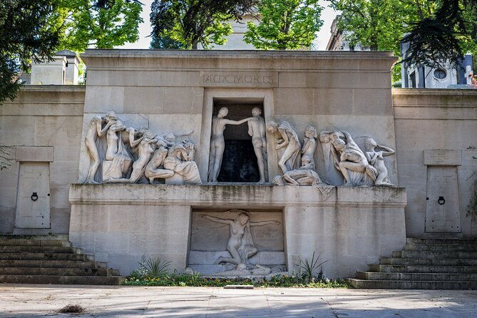paris-pere-lachaise-cemetery-love-affairs-and-death-walking-tour