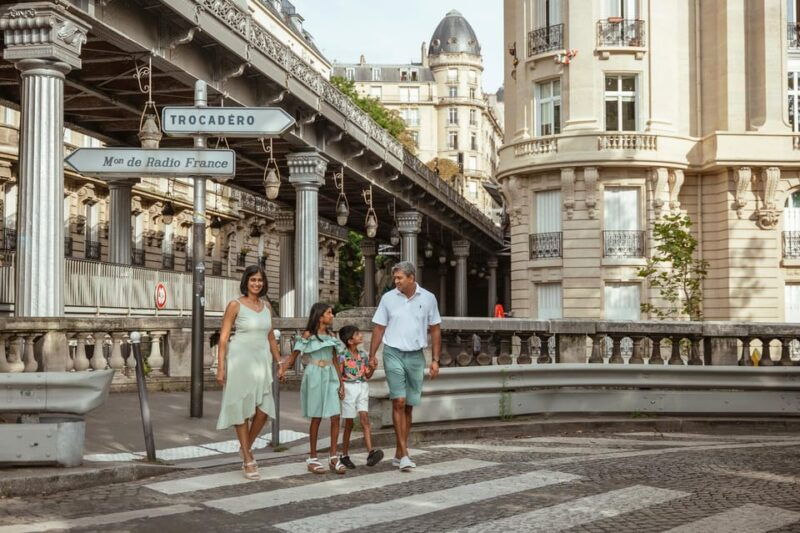 paris-photographer-1h-near-the-eiffel-tower-or-in-paris
