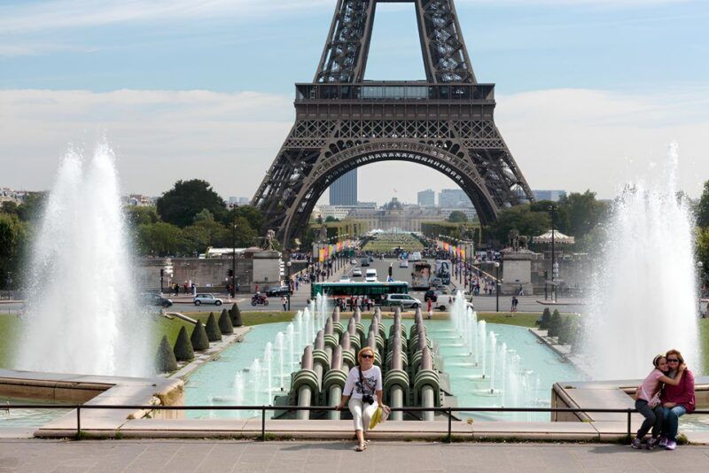 paris-picturesque-tour-with-seine-river-cruise
