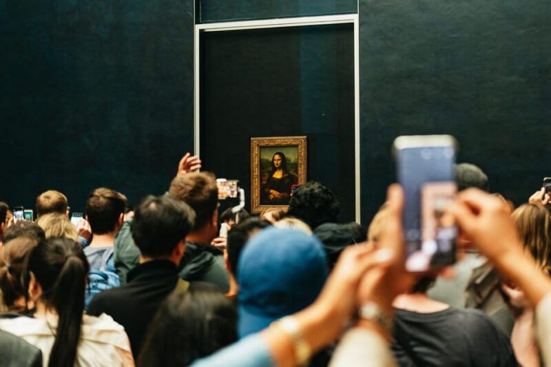 paris-priority-access-louvre-with-host-direct-to-mona-lisa