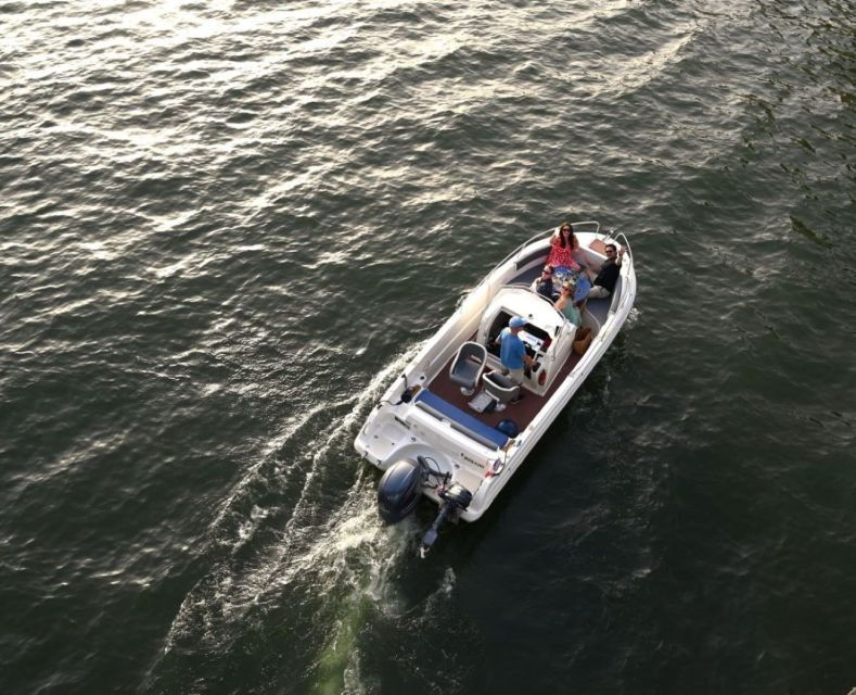 paris-private-boat-cruise-on-seine-river