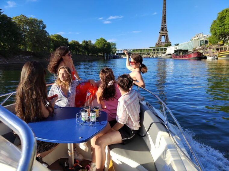 paris-private-boat-cruise-on-seine-river