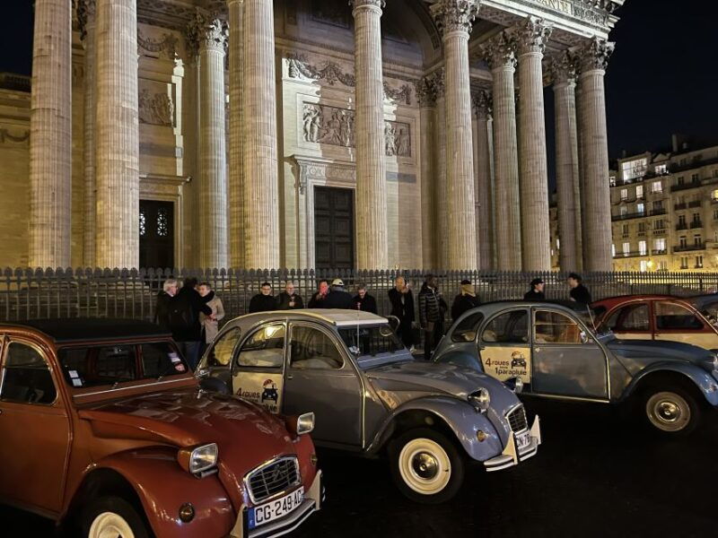 paris-private-christmas-lights-tour-in-citroen-2cv-2h
