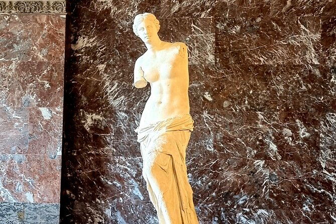 paris-private-day-tour-including-louvre-masterpieces-private-tour