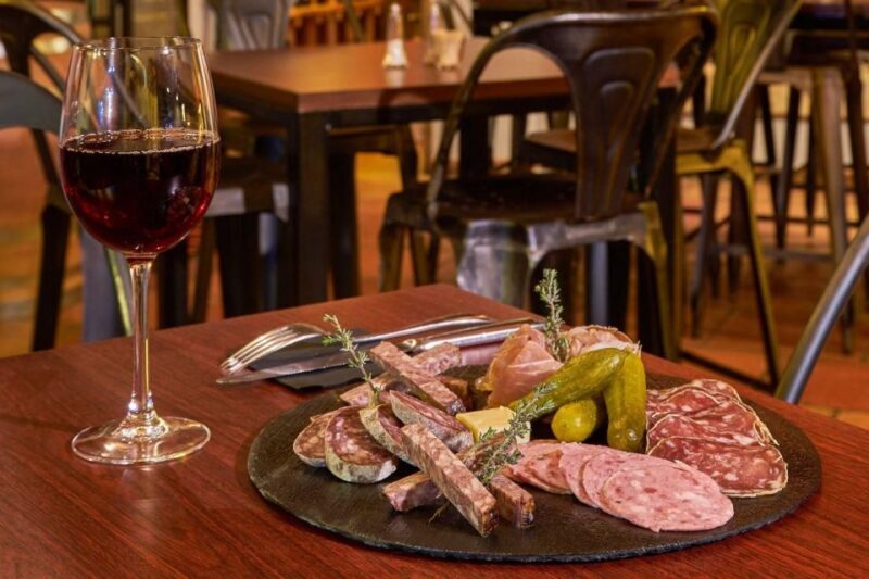 Paris - Private & exclusive Food/Cultural tour Le Marais - Who Will Love This Tour?