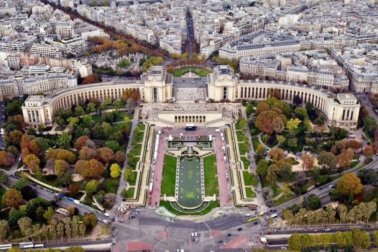 paris-private-full-day-7-iconic-sights-city-tour-by-mercedes