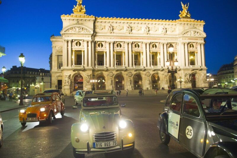paris-private-guided-city-tour-at-night-in-citroen-2cv