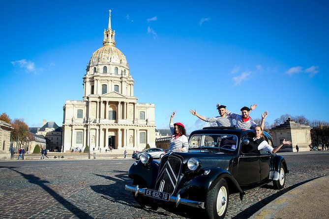 paris-private-guided-tour-in-a-vintage-car-with-driver