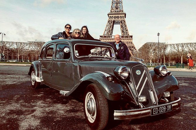paris-private-guided-tour-in-a-vintage-car-with-driver