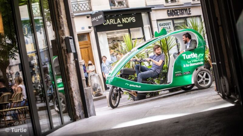 paris-private-guided-tour-in-rickshaw-bike-napoleon