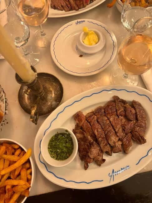 Paris: Private Guided Tour with a Local in English/Russian - Itinerary Breakdown: What to Expect