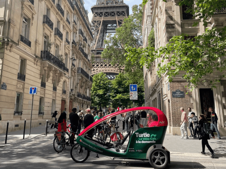 paris-private-luxury-rickshaw-tour-with-hotel-pick-up