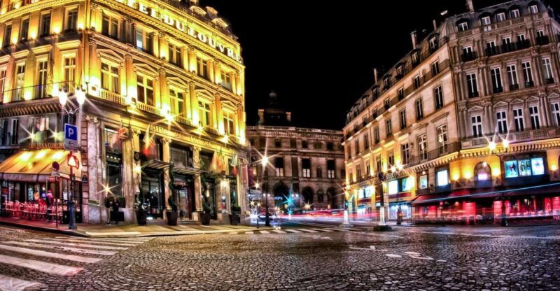 paris-private-night-tour-with-driver-for-3-people
