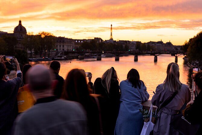 Paris Private Night Tour with River Cruise and Champagne Option - The Optional Champagne River Cruise