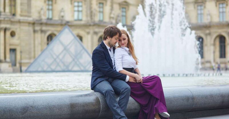 paris-private-photoshoot-outside-the-louvre-museum