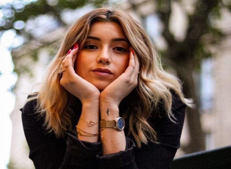 paris-private-photoshoot-with-a-professional