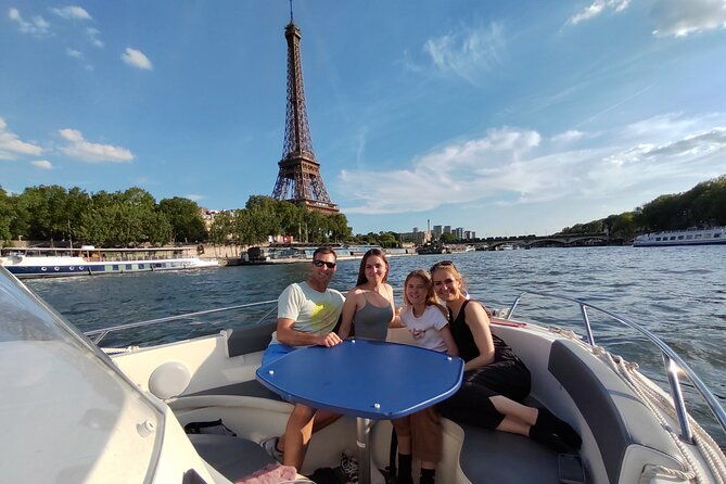 paris-private-seine-river-cruise-embark-near-eiffel-tower