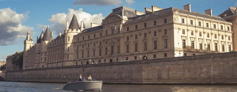 Paris: Private Seine River Cruise with Paris Seine - FAQ