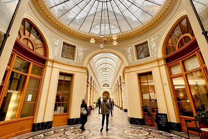 paris-private-shopping-spree-walking-tour-with-a-local-guide