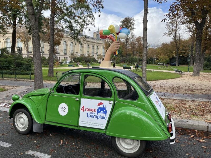 paris-private-sightseeing-tour-in-citroen-2cv