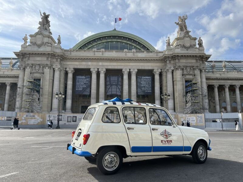 paris-private-sightseeing-tour-in-renault-4l-electric-2h