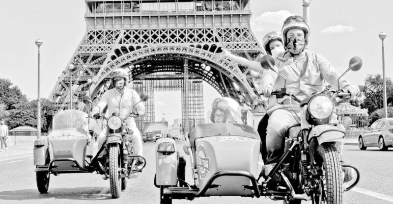paris-private-tailor-made-guided-tour-on-vintage-sidecar