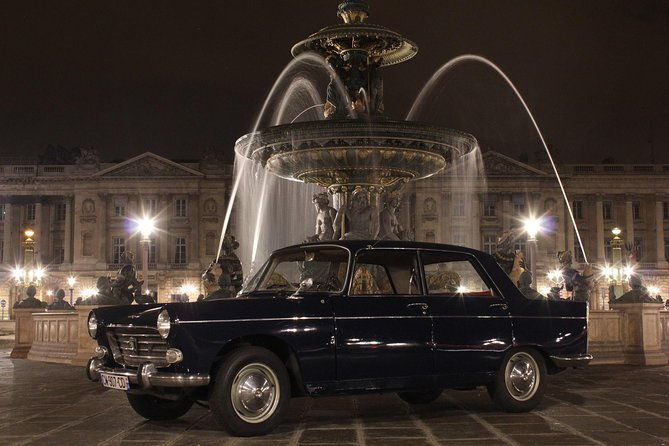 paris-private-tour-in-a-classic-french-peugeot-404