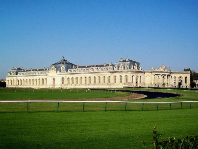 paris-private-tour-of-domaine-de-chantilly-tickettransfer