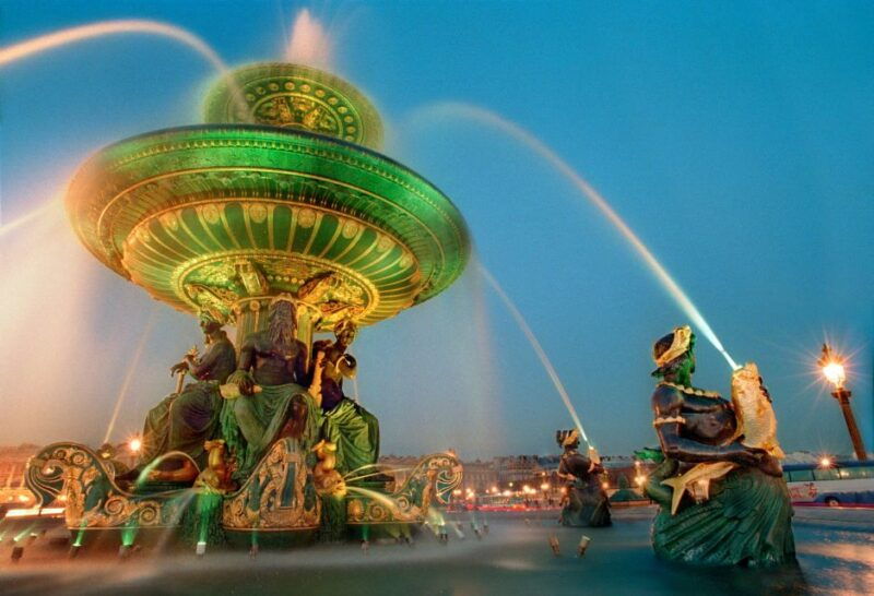 paris-private-tour-with-personal-guide-driver-and-vehicle