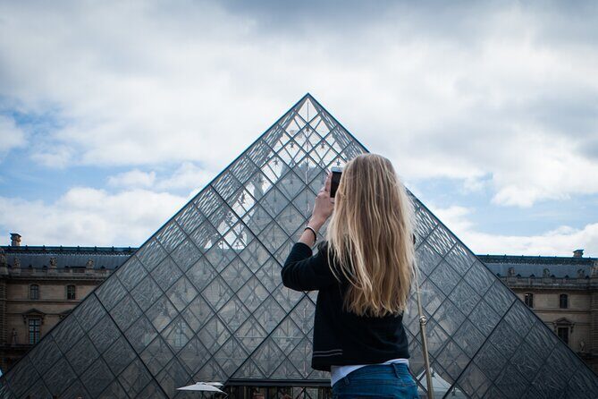 Paris Private Tour with Skip the line Tickets to Louvre Museum & French Crepes - In-Depth Look at the Itinerary