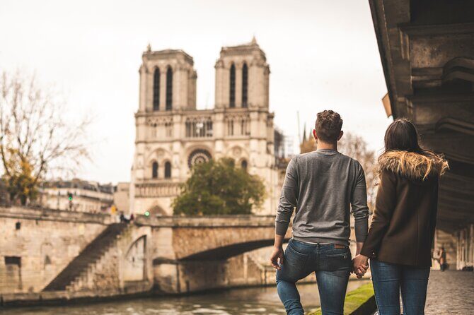 Paris Private Tour with Skip the line Tickets to Louvre Museum & French Crepes - FAQ