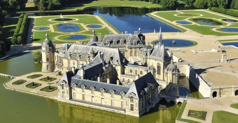 paris-private-transfer-chateau-chantilly-for-7-people-5h