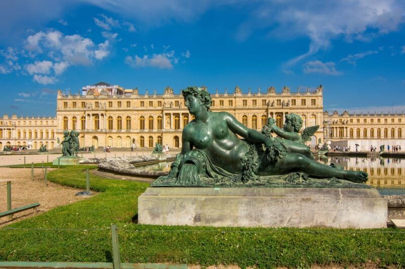 paris-private-versailles-estate-marie-antoinette-day-trip