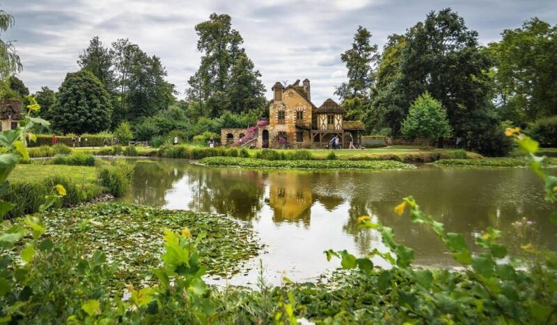 paris-private-versailles-estate-marie-antoinette-day-trip