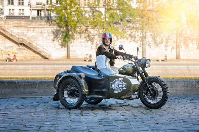 paris-private-vintage-half-day-tour-on-a-sidecar-motorcycle