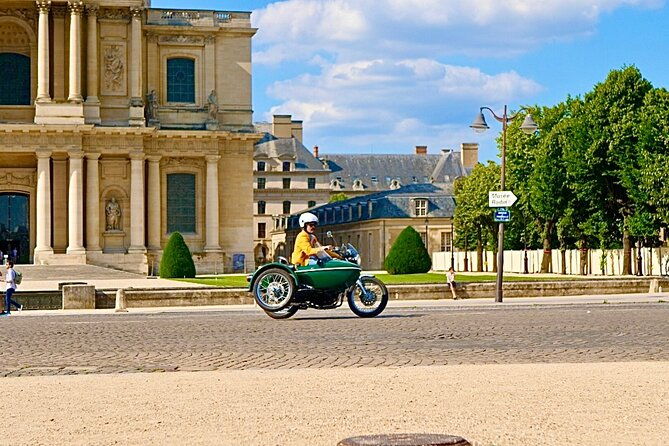 paris-private-vintage-sidecar-tour-with-pick-up-at-your-hotel