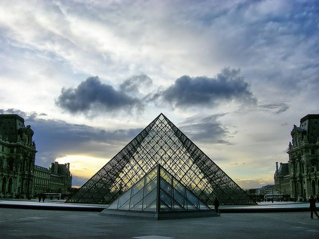paris-private-walking-guided-tour-of-citys-highlights