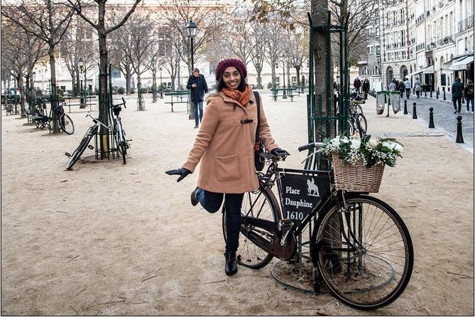 paris-private-walking-tour-with-a-personal-photographer