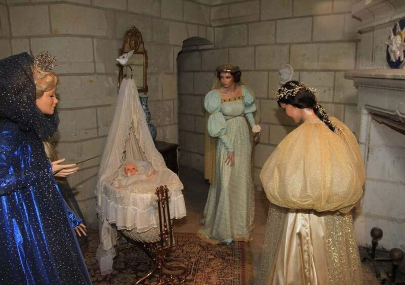 paris-puss-in-boots-castle-chateau-de-breteuil-private-tour