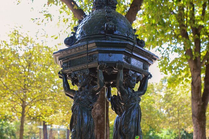 paris-revolutionary-walking-tour-iconic-french-sights-stories