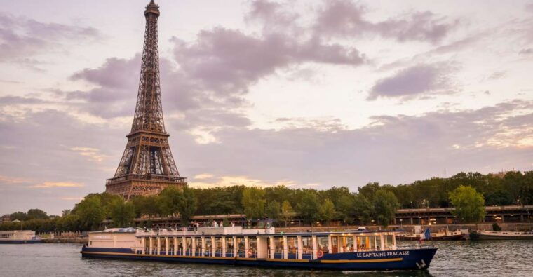 paris-romantic-cruise-with-3-course-dinner-on-seine-river
