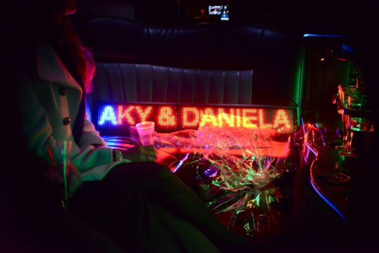 paris-romantic-limousine-tour