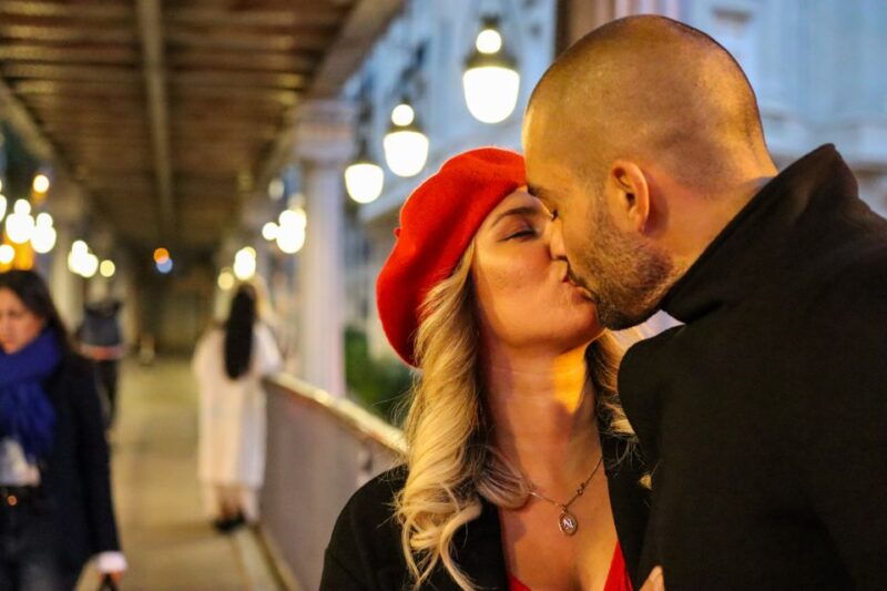 paris-romantic-photoshoot-for-couples