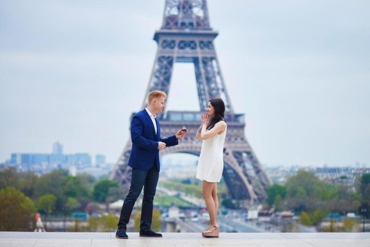 paris-romantic-photoshoot-for-couples