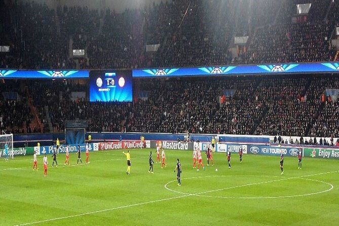 paris-saint-germain-match-at-parc-des-princes